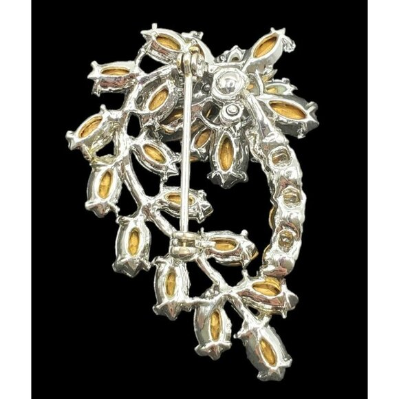 VTG Brooch Marquise Crystal Flower Pin Floral Prongs Silver Foiled Clear Sparkle - Picture 8 of 16